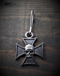 Maltese Cross Skull Zipper Pull