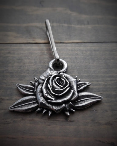 Rose Zipper Pull